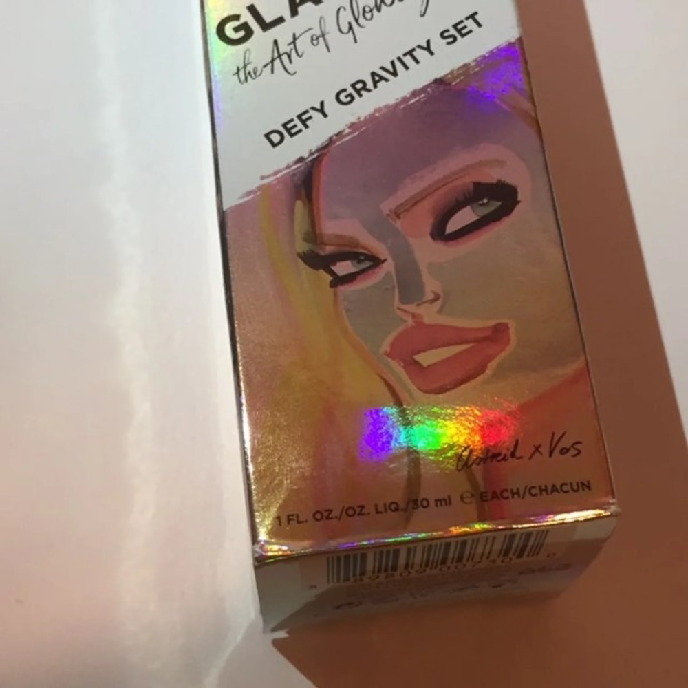 Glamglow defy gravity set - Picture 4 of 8